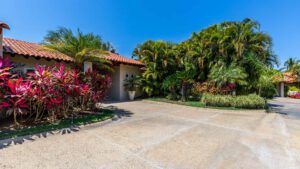 villa-63262680531681164283.jpg
