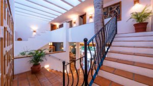 villa-38130012001718915364.jpg