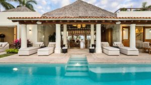 villa-31348278741681597651.jpg