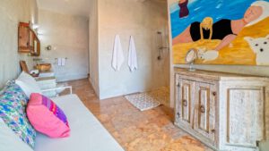 villa-59085018741679321872.jpg
