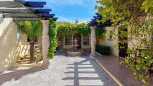 villa-82067390551697571700.jpg