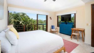 villa-33369104721681312392.jpg