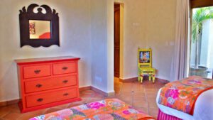 villa-48120114711697579505.jpg