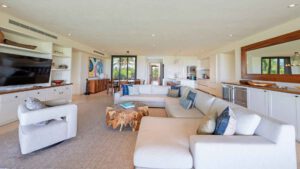 villa-46495664201681337118.jpg