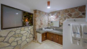 villa-47114967271716838893.jpg