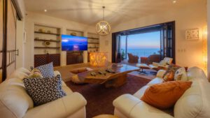 villa-99199214271725943666.jpg