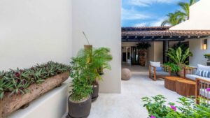 villa-48490085561748637854.jpg