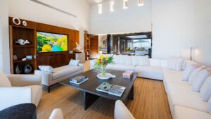 villa-76618171661747770325.jpg