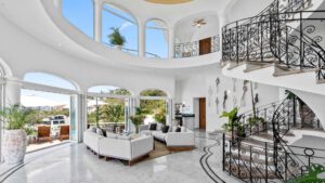 villa-36114702581746656076.jpg
