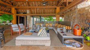 villa-62364719631726344821.jpg