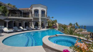 villa-18278785581744215492.jpg