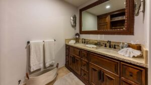 villa-19048926881681605470.jpg
