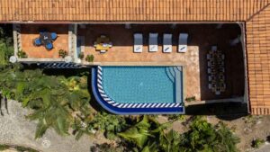 villa-47265713061744961268.jpg