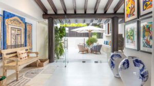 villa-67333679531768863251.jpg
