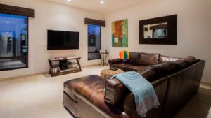 villa-69006530871682198826.jpg