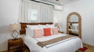 villa-72497479151682129914.jpg