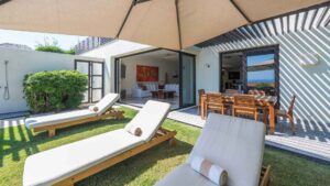 villa-9665507501767979570.jpg
