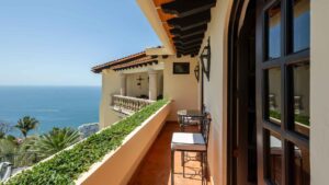villa-98446126461744957529.jpg